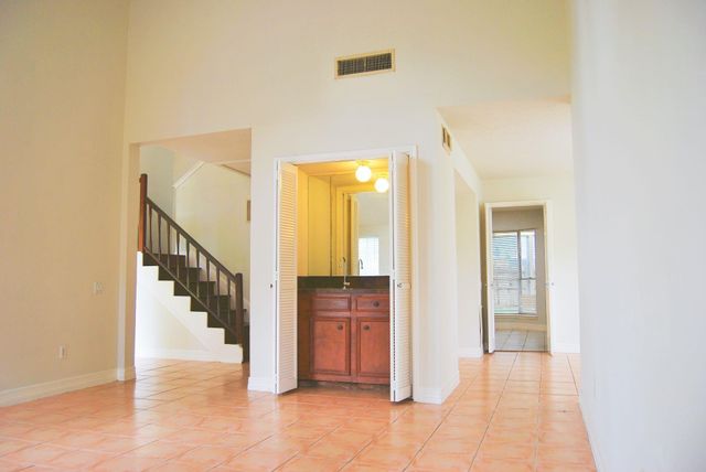 2127 Woodland Springs Street, Houston, TX 77077