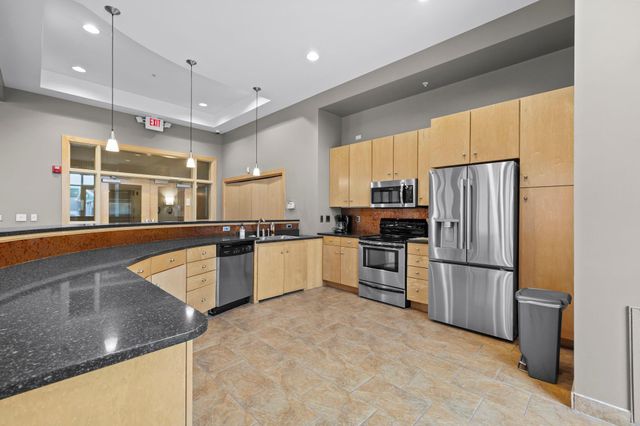 7601 Aldrich Avenue S 317, Richfield, MN 55423