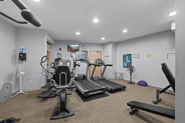 7601 Aldrich Avenue S 317, Richfield, MN 55423