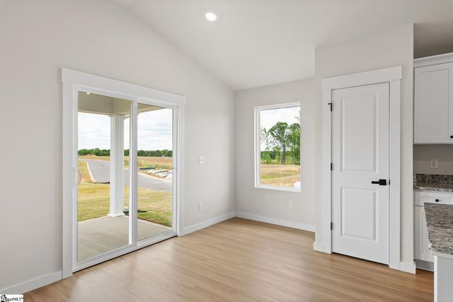 442 West Claywalk Way, Woodruff, SC 29388