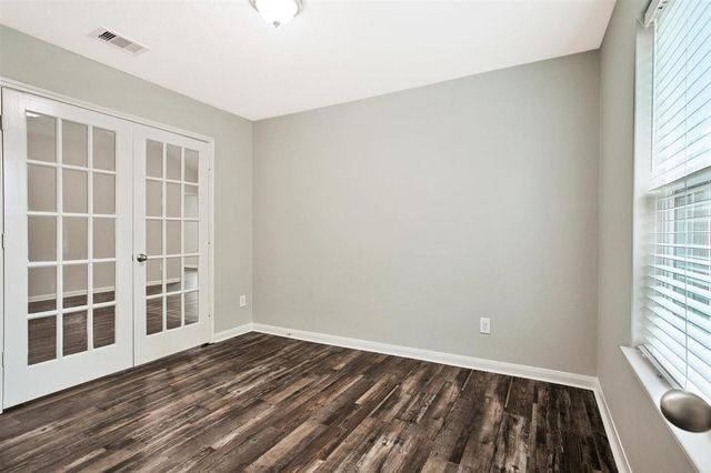 104 Indigo Brush Drive, La Marque, TX 77568