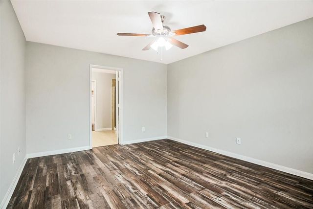 104 Indigo Brush Drive, La Marque, TX 77568