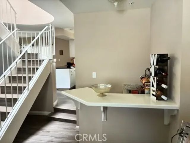 2249 Montrose Avenue 7, Montrose, CA 91020