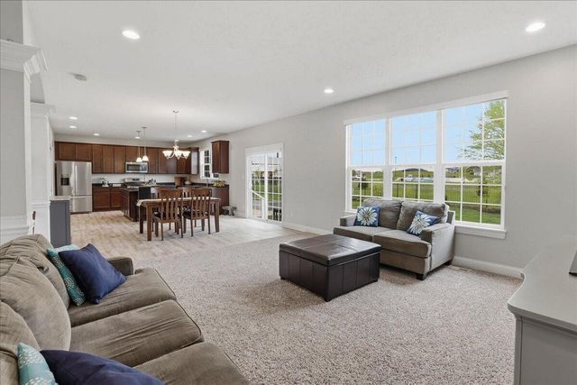 8123 W 102nd Avenue, St. John, IN 46373