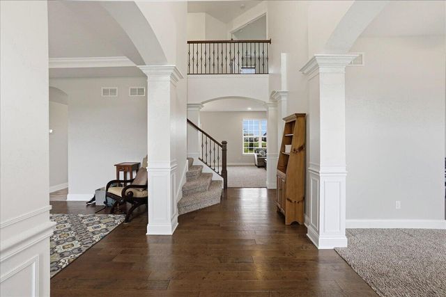 8123 W 102nd Avenue, St. John, IN 46373