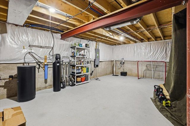 8123 W 102nd Avenue, St. John, IN 46373