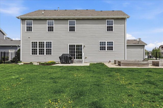 8123 W 102nd Avenue, St. John, IN 46373