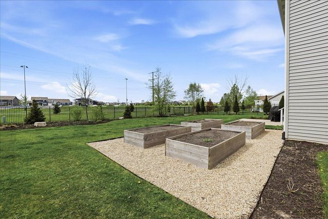 8123 W 102nd Avenue, St. John, IN 46373