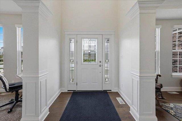 8123 W 102nd Avenue, St. John, IN 46373