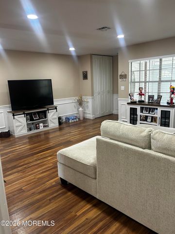 35 Cambridge Court c, Lakewood, NJ 08701
