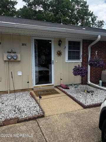 35 Cambridge Court c, Lakewood, NJ 08701