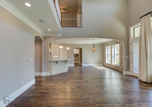 555 Canterbury Lane, Bossier City, LA 71111