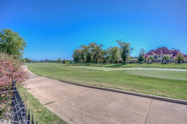 555 Canterbury Lane, Bossier City, LA 71111