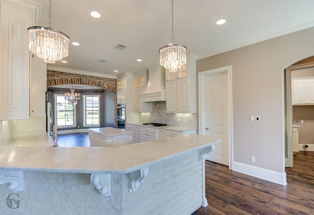 555 Canterbury Lane, Bossier City, LA 71111