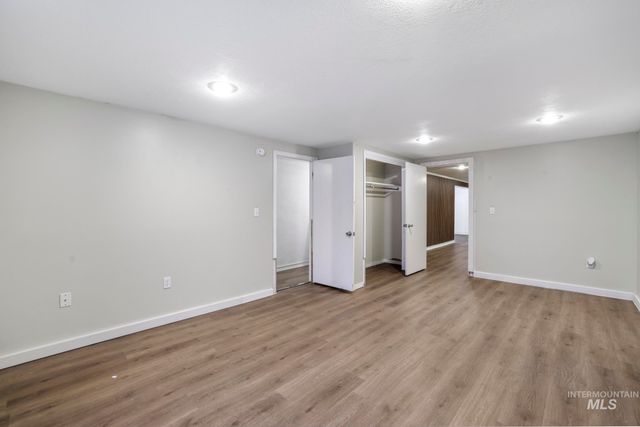 1228 Evergreen Dr, Twin Falls, ID 83301