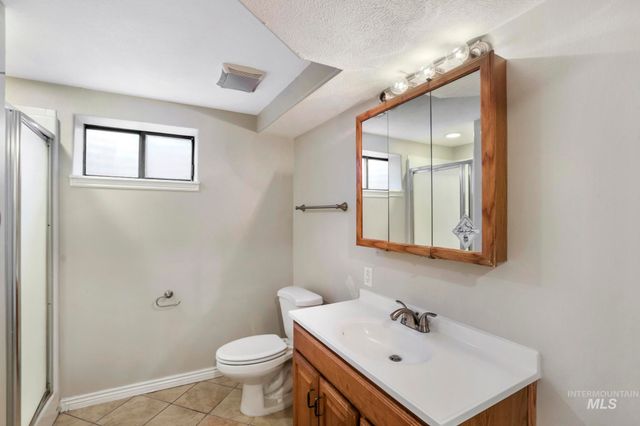 1228 Evergreen Dr, Twin Falls, ID 83301