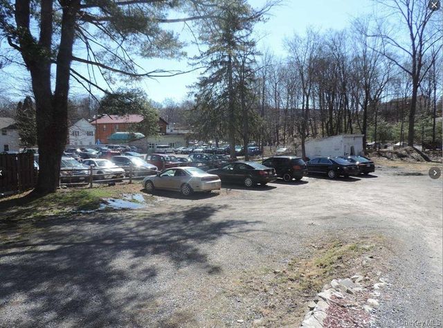 108 Vineyard Avenue, Highland, NY 12528