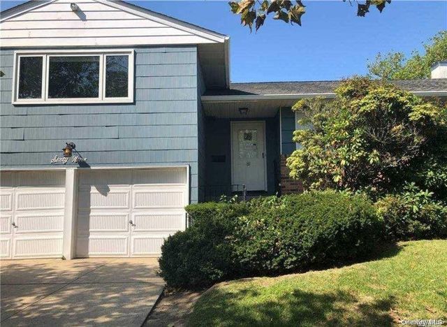 69 Tioga Avenue, Atlantic Beach, NY 11509