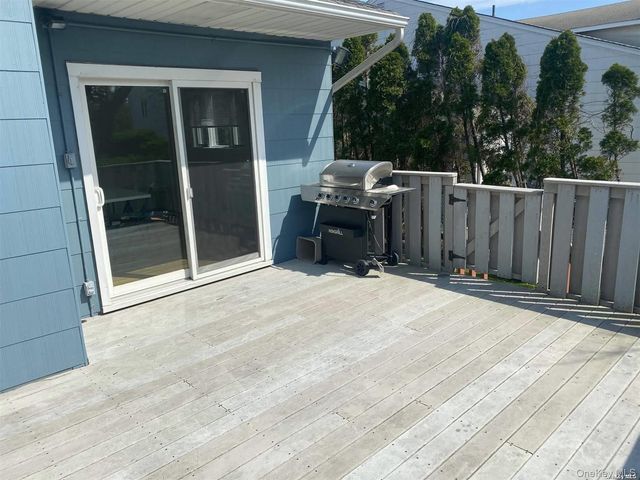 69 Tioga Avenue, Atlantic Beach, NY 11509