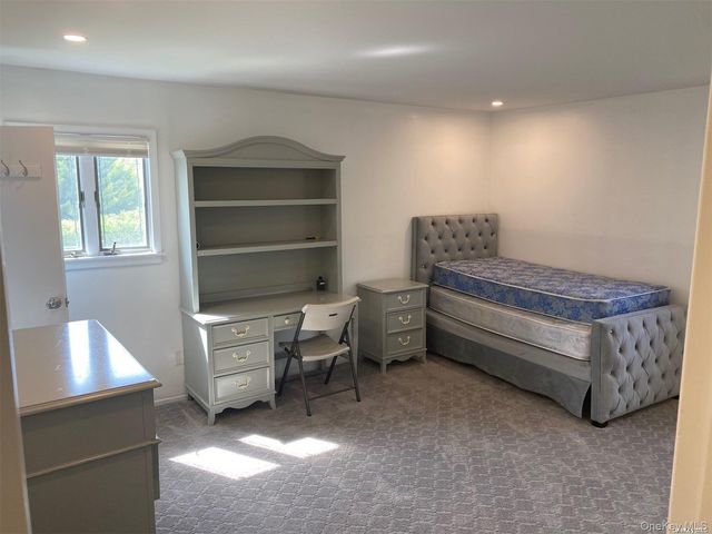 69 Tioga Avenue, Atlantic Beach, NY 11509