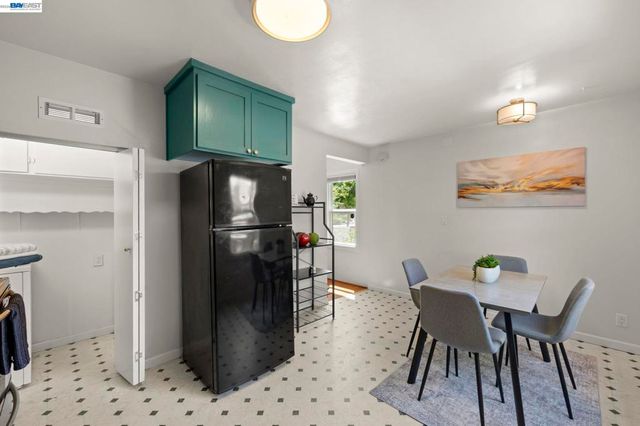 1711 3rd Street, Alameda, CA 94501