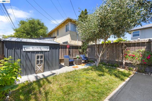 1711 3rd Street, Alameda, CA 94501
