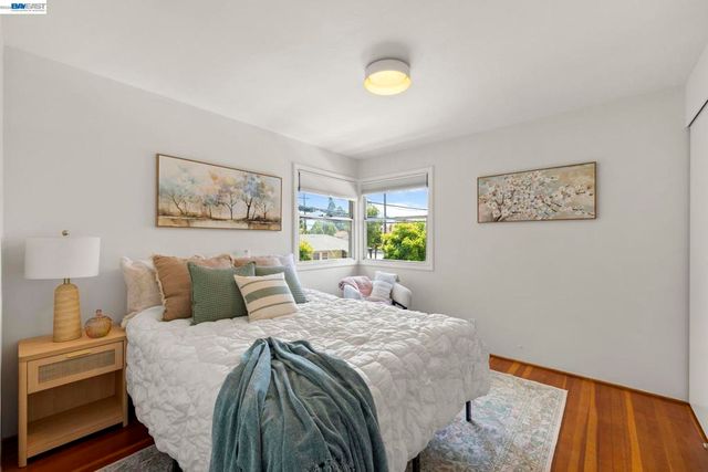 1711 3rd Street, Alameda, CA 94501