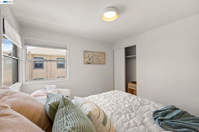 1711 3rd Street, Alameda, CA 94501