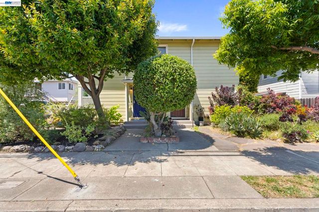 1711 3rd Street, Alameda, CA 94501