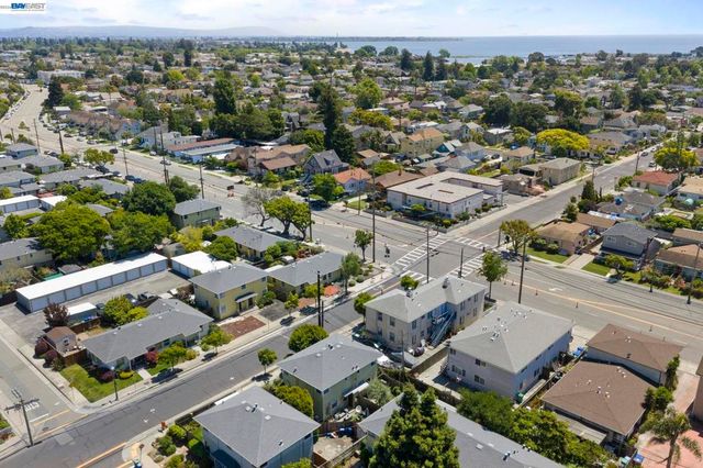 1711 3rd Street, Alameda, CA 94501