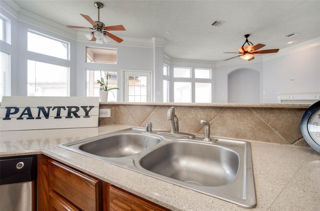 9323 Hillhaven Court, Rosenberg, TX 77469