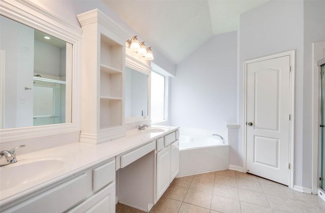 9323 Hillhaven Court, Rosenberg, TX 77469