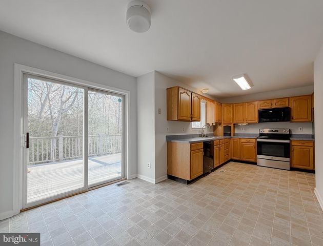 12468 RIDGE RD, Lusby, MD 20657