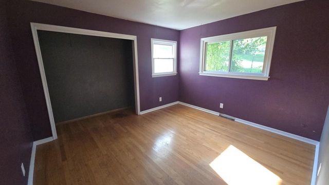 21670 Clarion LANE, Waukesha, WI 53186
