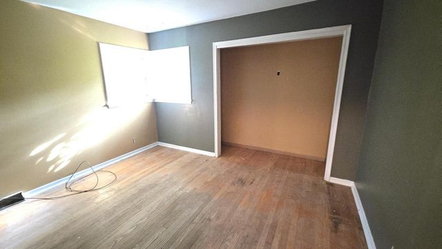 21670 Clarion LANE, Waukesha, WI 53186