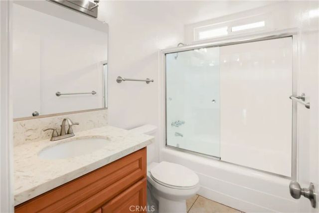 17735 Los Jardines West, Fountain Valley, CA 92708