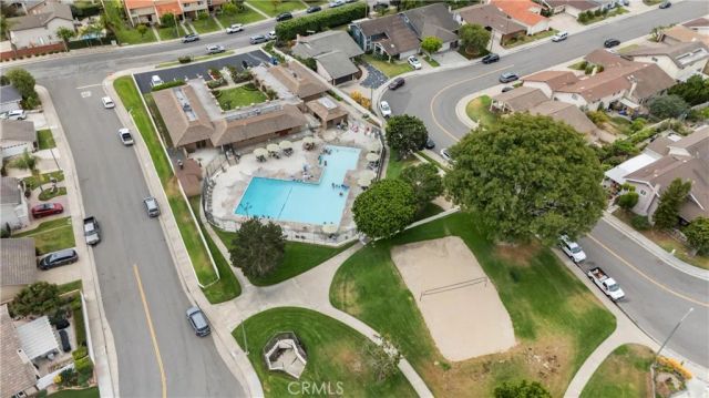 17735 Los Jardines West, Fountain Valley, CA 92708