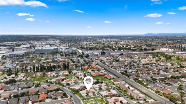 17735 Los Jardines West, Fountain Valley, CA 92708