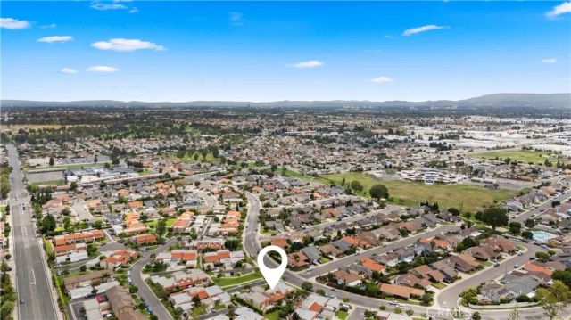 17735 Los Jardines West, Fountain Valley, CA 92708