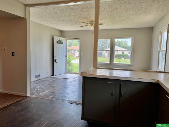 4473 S 61 Avenue, Omaha, NE 68117
