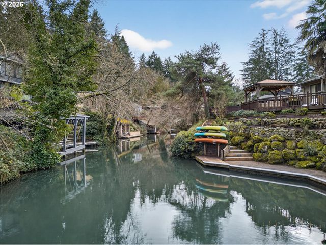 17907 CARDINAL Dr, Lake Oswego, OR 97034