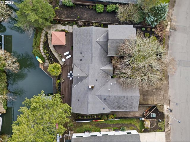 17907 CARDINAL Dr, Lake Oswego, OR 97034