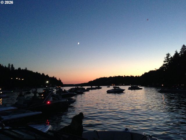 17907 CARDINAL Dr, Lake Oswego, OR 97034