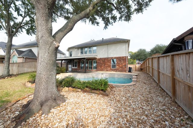 9523 Bayou Lake Lane, Houston, TX 77040