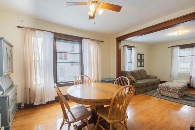 511 W Cady STREET, Watertown, WI 53094