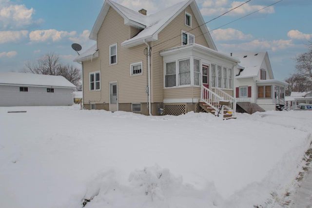 511 W Cady STREET, Watertown, WI 53094