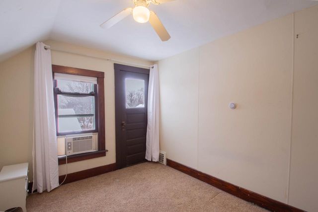 511 W Cady STREET, Watertown, WI 53094