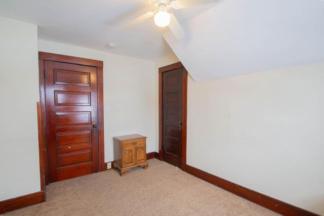 511 W Cady STREET, Watertown, WI 53094