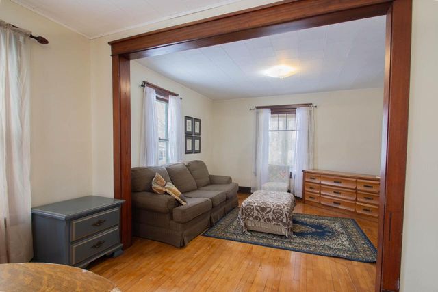 511 W Cady STREET, Watertown, WI 53094