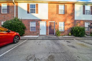 284 Raleigh Dr Apt E, Clarksville, TN 37043